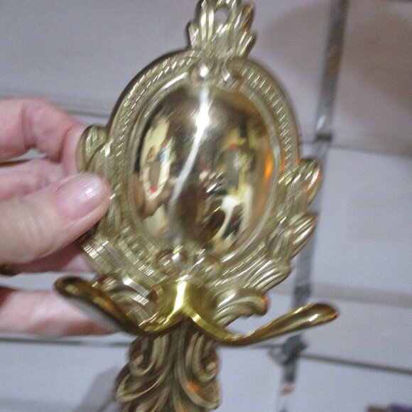 Dual brass hook / hangar for towels, bath robes, etc - Picture 1 of 7